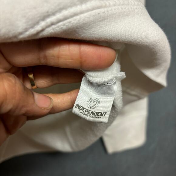 Hoops Culture I Get Buckets Hoodie Mens Small Basketball Sweatshirt Jumper Comfy - Picture 9 of 11